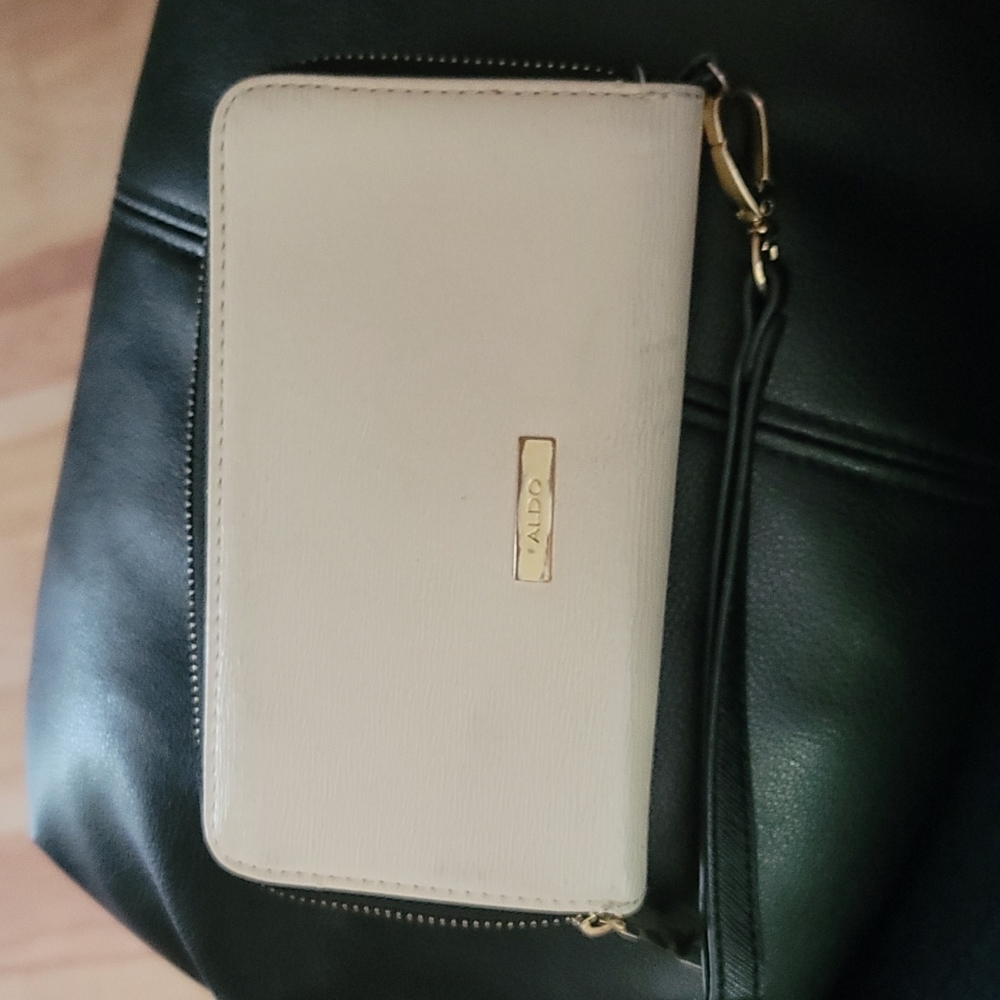 Aldo wristlet wallet